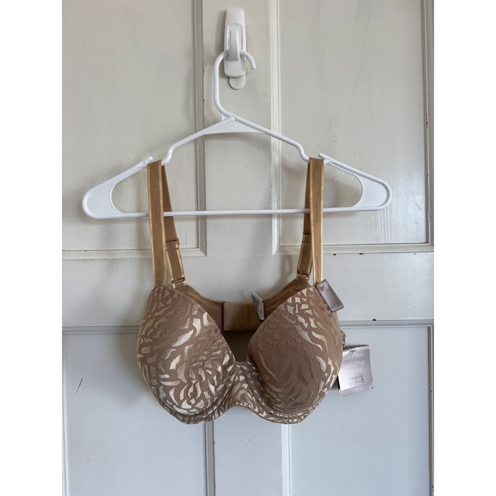 NWT Calvin Klein nude contour bra size 36D